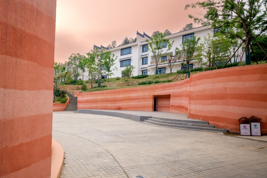 11L1003344 拷贝 (2970_1980) (910_607).jpg